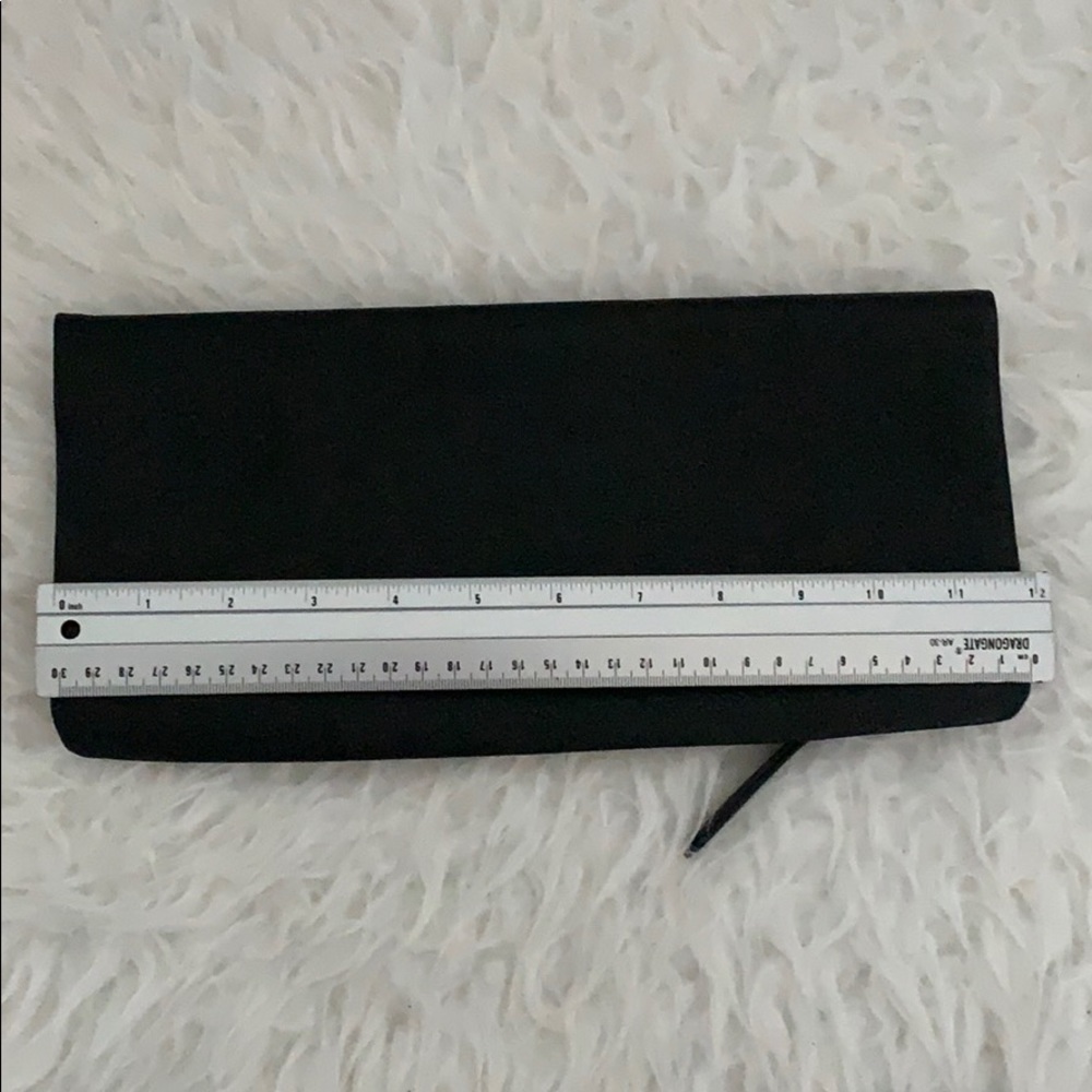 Banana republic black and white clutch